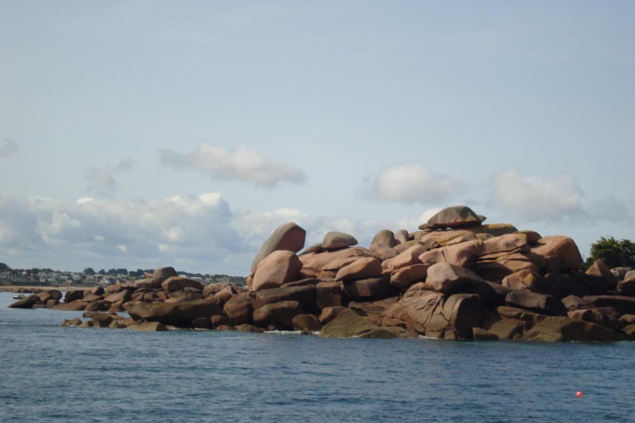Studio Expose Plein Sud Vu Sur Le Port De Plaisance Perros-Guirec Exterior photo